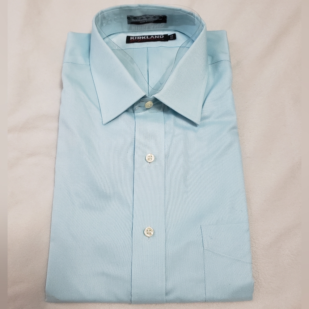 Kirkland Signature • Long Sleeve Dress Shirt • Non-Iron • Blue • 17 x 33